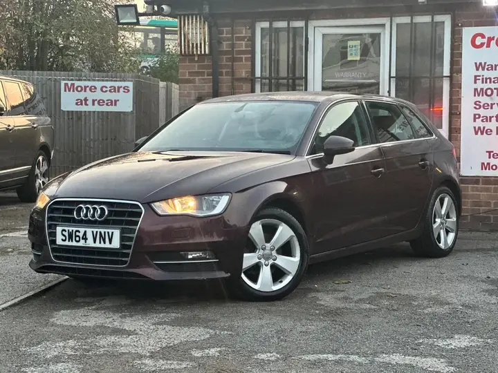 Audi A3 2015 photo 2