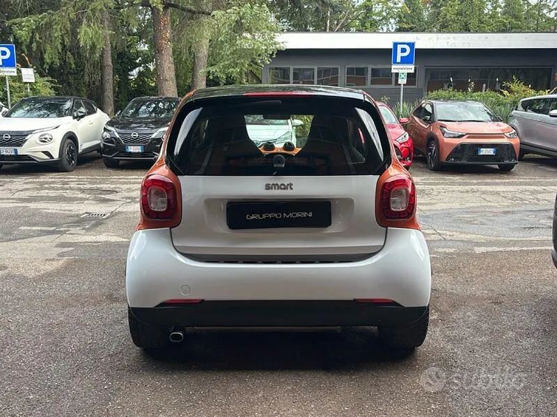 Smart Fortwo 2019 photo 4