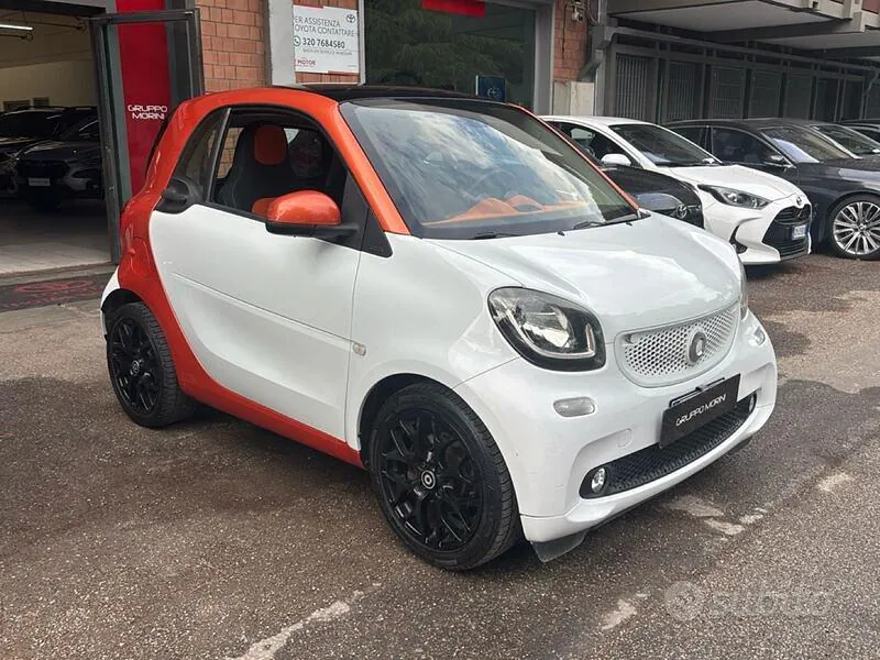 Smart Fortwo 2019 photo 2