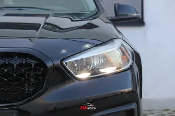 BMW 118I Advantage 2019 photo 3