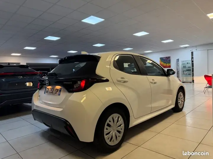 Toyota Yaris 2022 photo 5