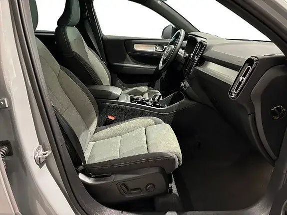 Volvo Xc40 2025 photo 4