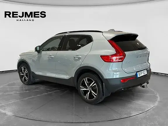 Volvo Xc40 2025 photo 2