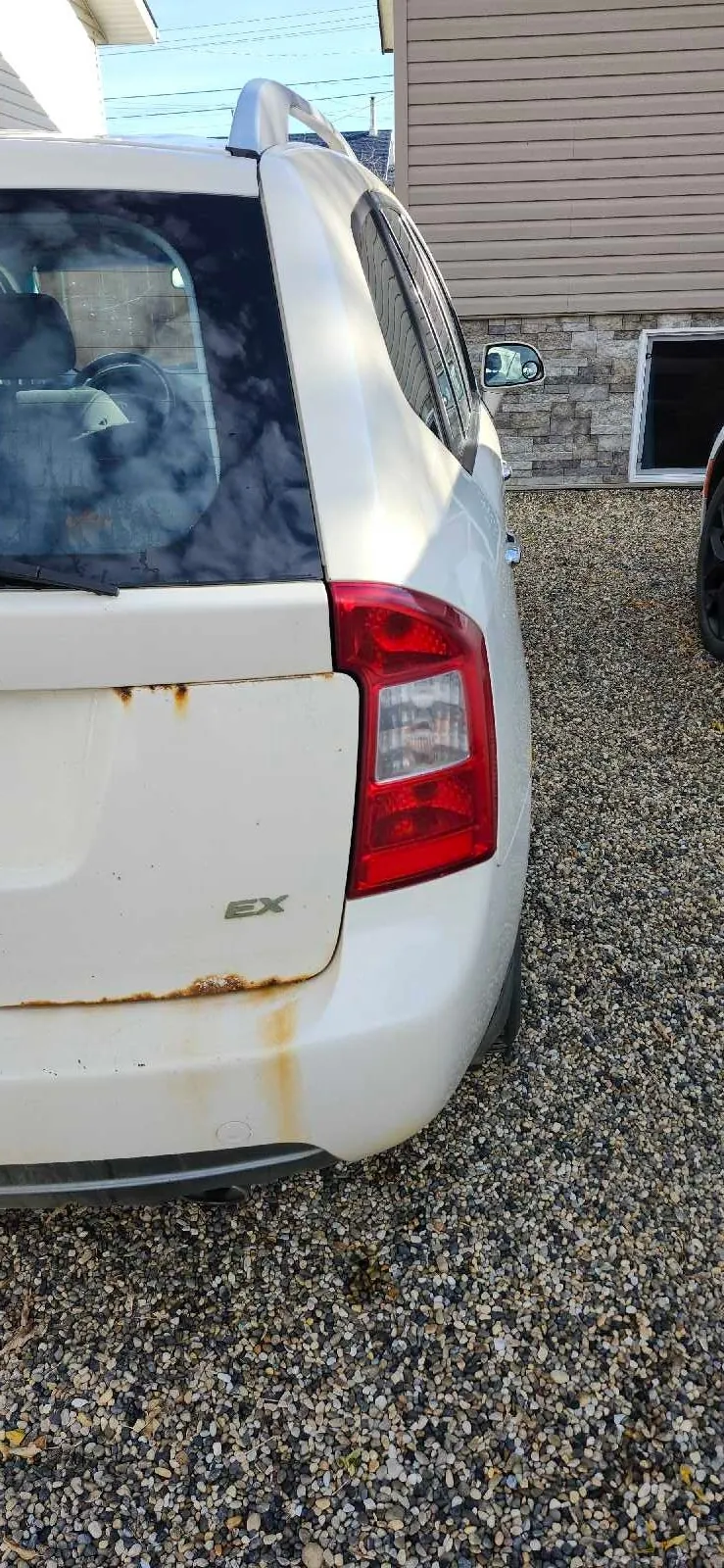Kia Rondo 2012 photo 3