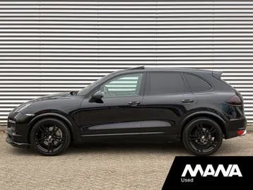 Porsche Cayenne 2011 photo 2