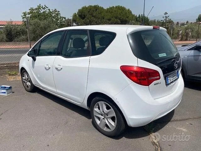 Opel Meriva 2017 photo 2