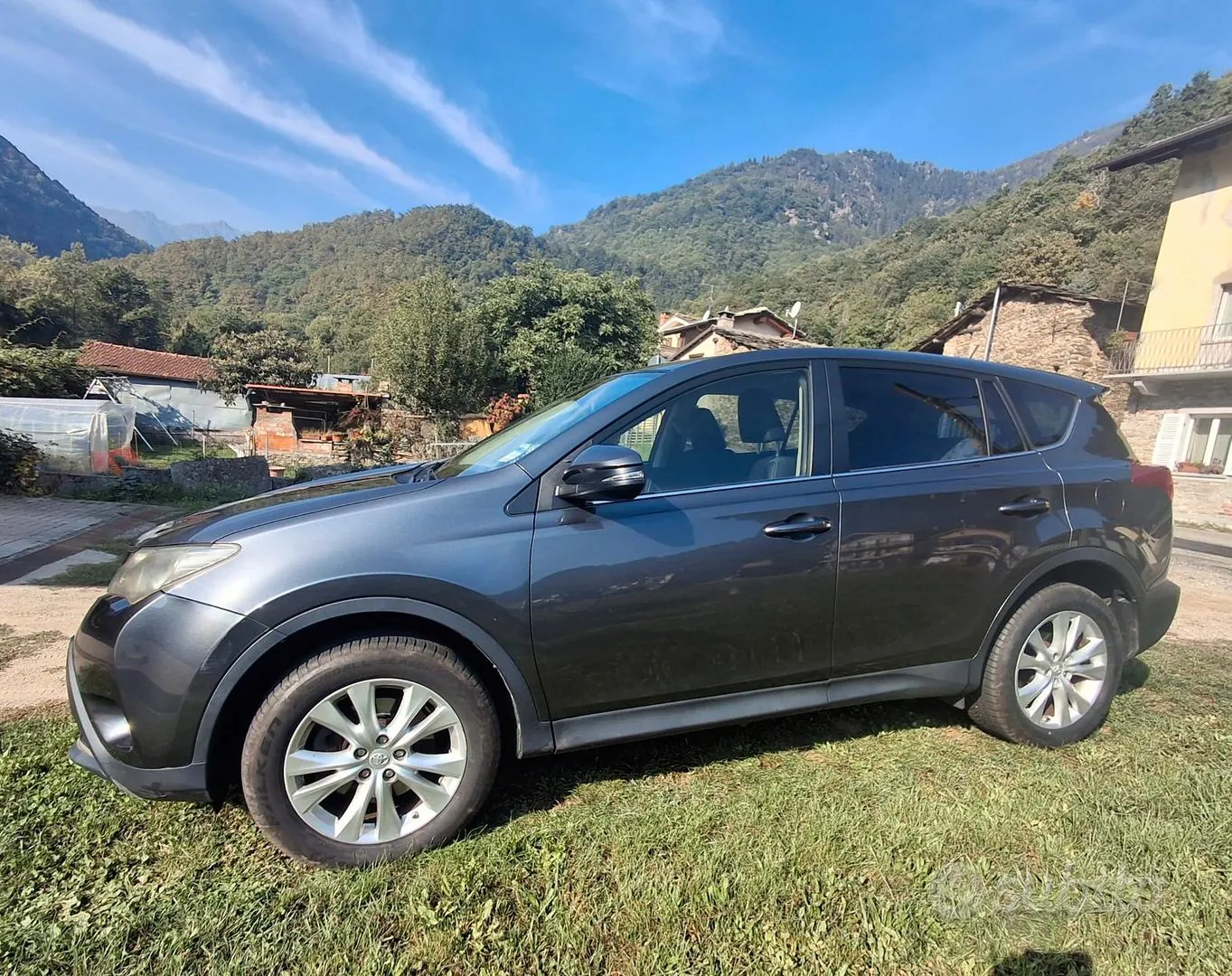 Toyota Rav4 2013 photo 2