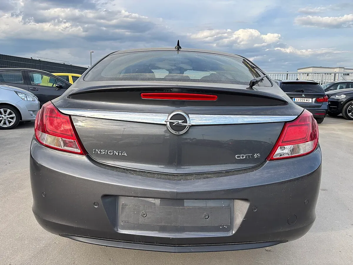 Opel Insignia 2011 photo 3