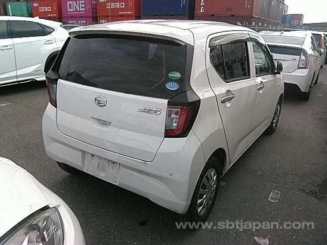Daihatsu Mira 2018 photo 4