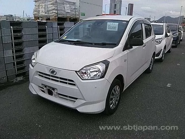 Daihatsu Mira 2018 photo 2
