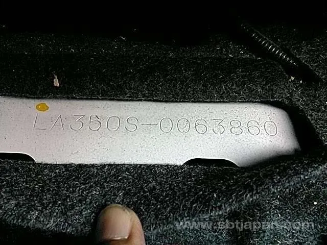 Daihatsu Mira 2018 photo 5