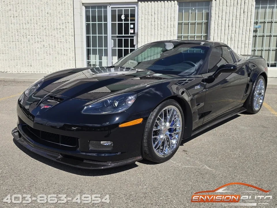 Chevrolet Corvette 2011 photo 2