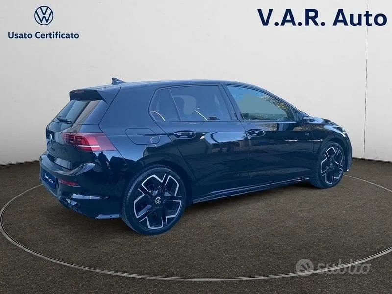 Volkswagen Golf 2026 photo 5