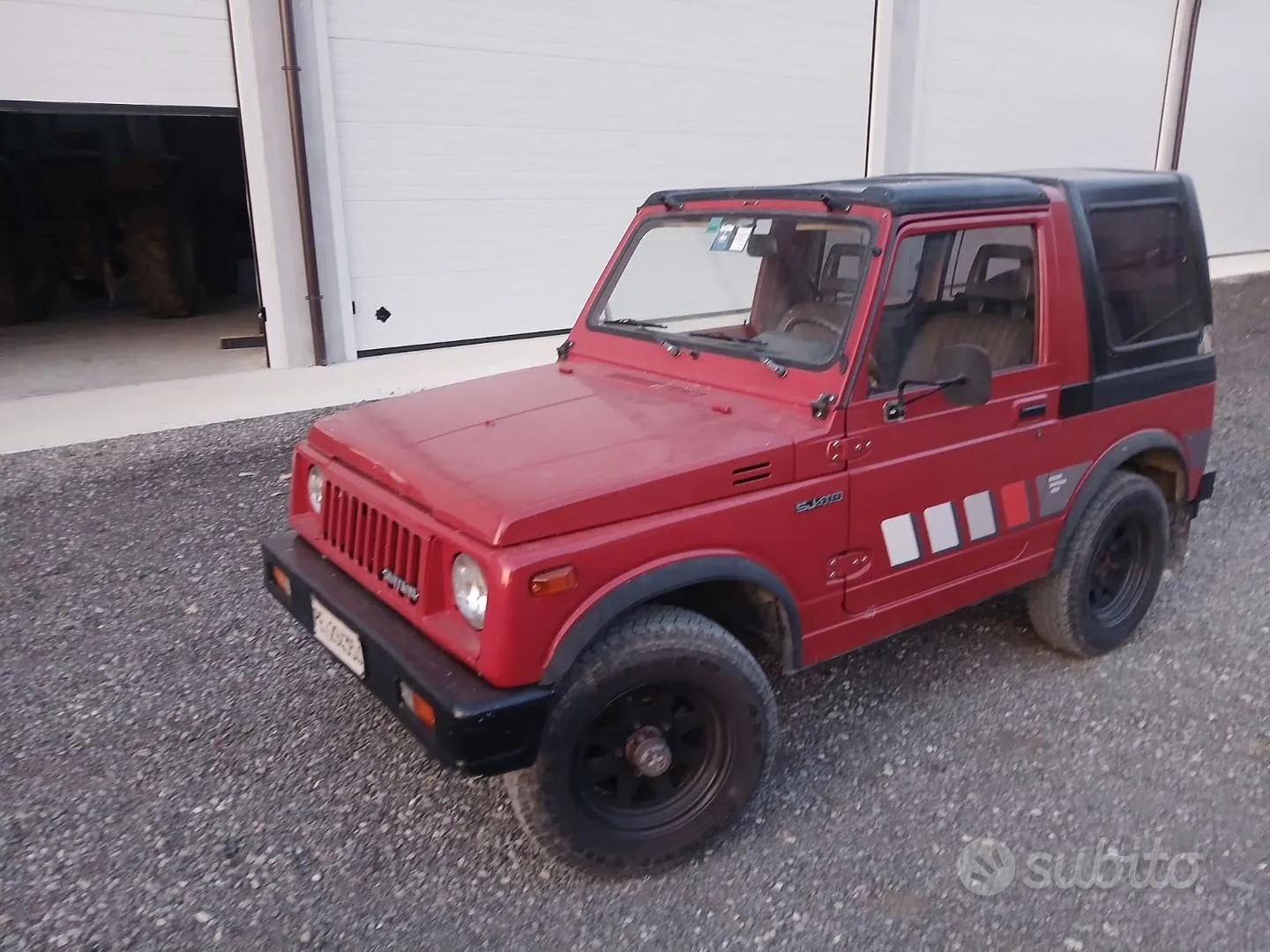Suzuki Sj400