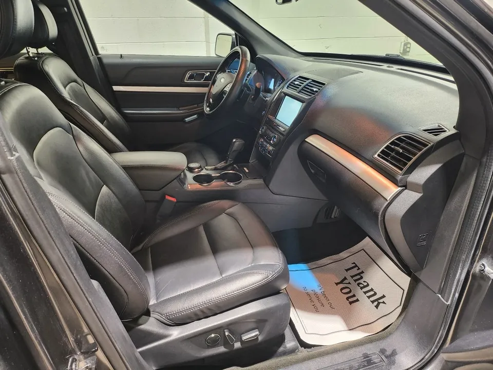 Ford Explorer 2016 photo 5