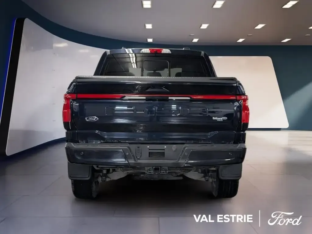 Ford F-150 Lightning 2023 photo 3