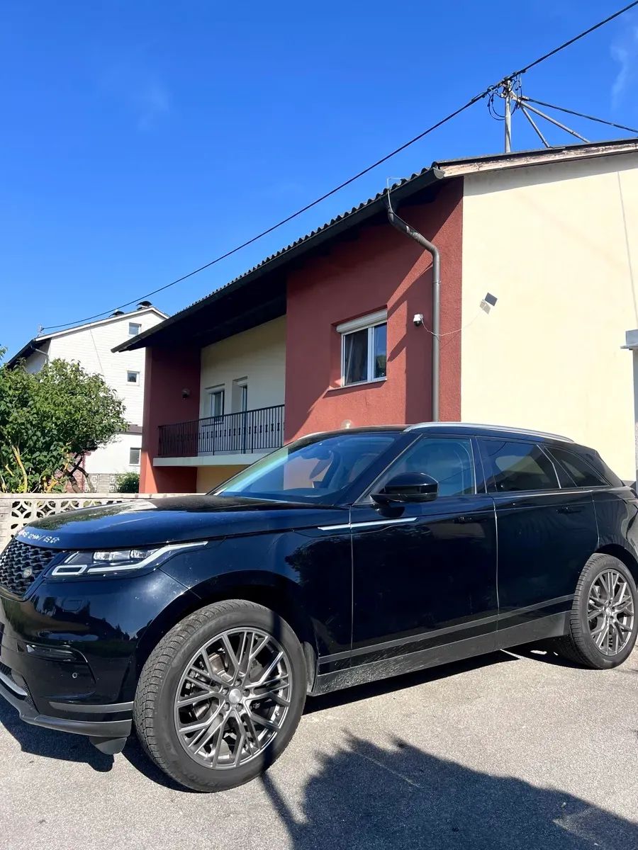 Land Rover Range Rover Velar 2019 photo 2