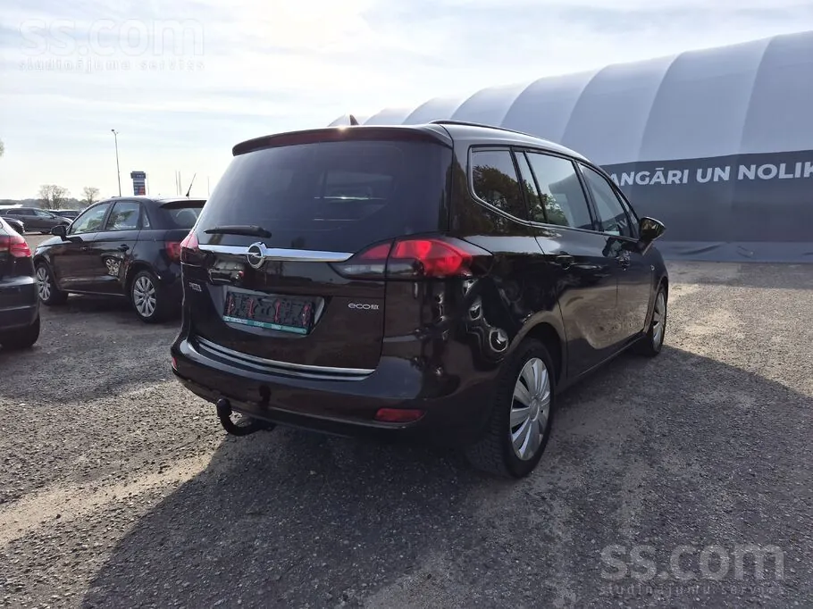 Opel Zafira 2012 photo 3