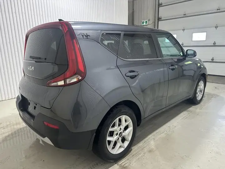 Kia Soul 2022 photo 5