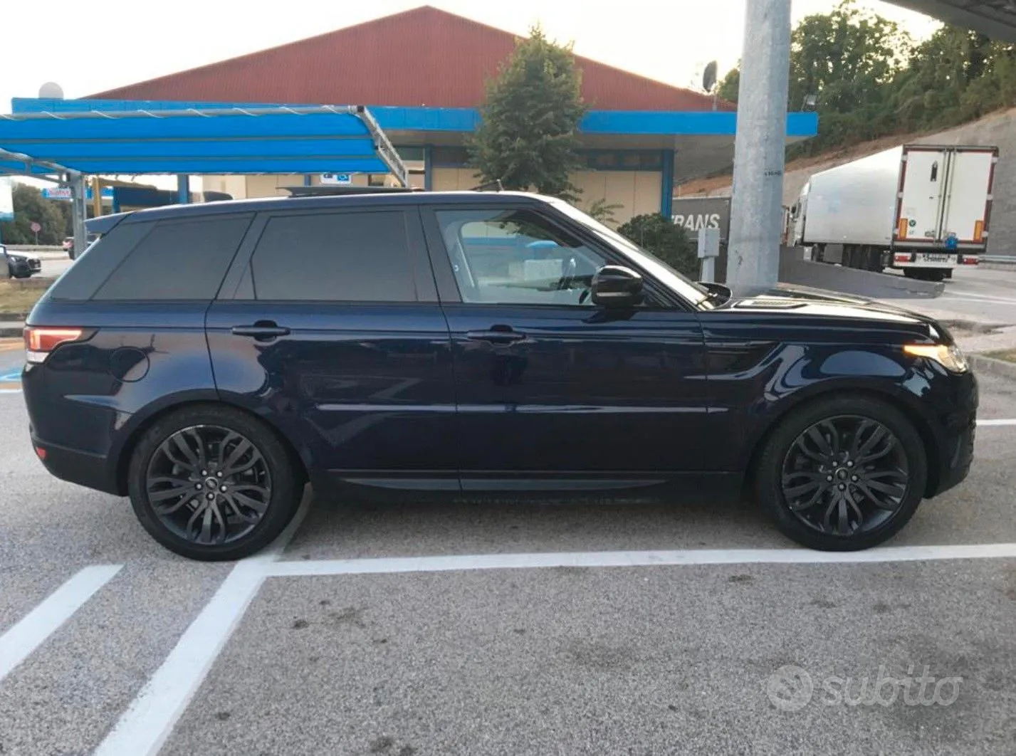 Land Rover Range Rover Sport 2017 photo 3