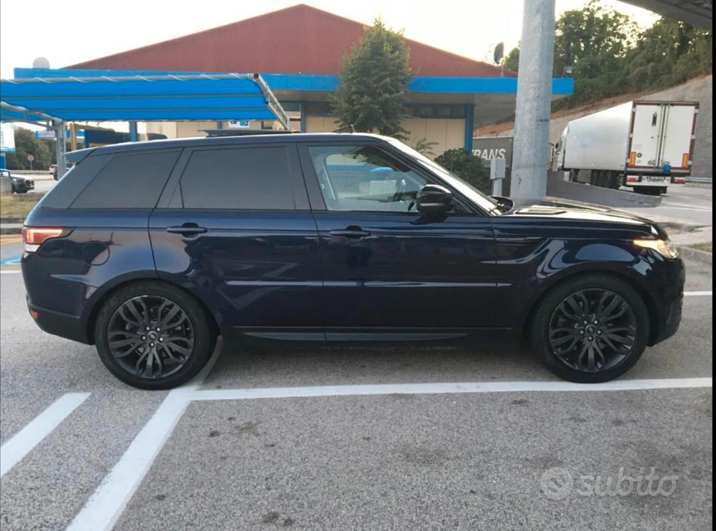 Land Rover Range Rover Sport 2017 photo 2
