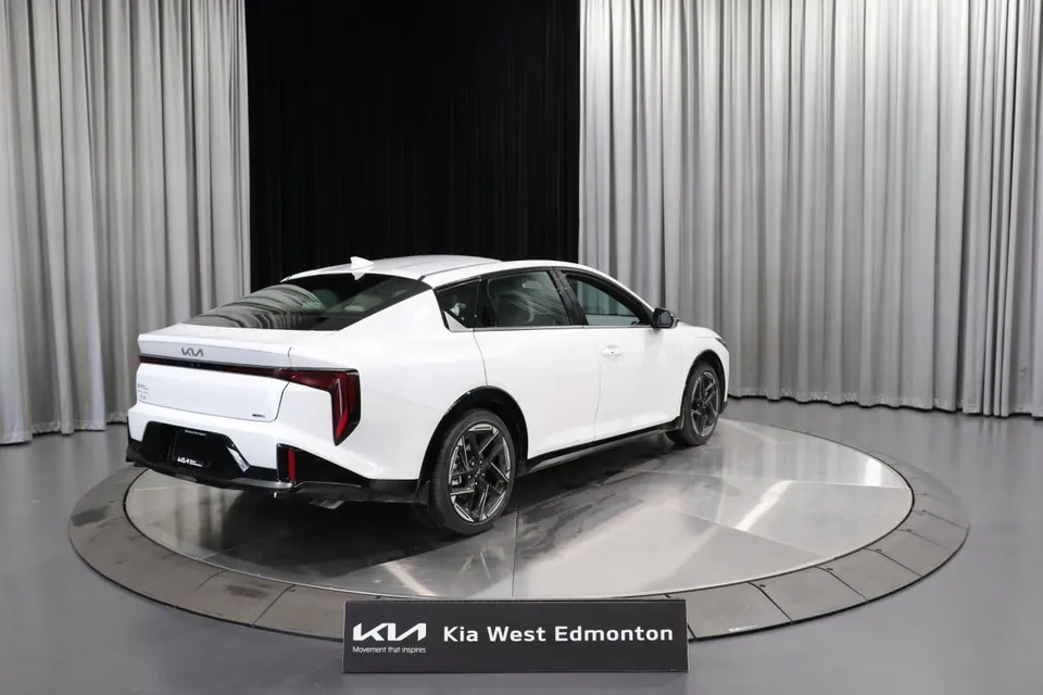 Kia K4 Gt-Line Turbo 2026 photo 5