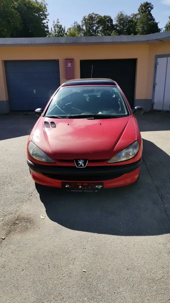 Peugeot 206