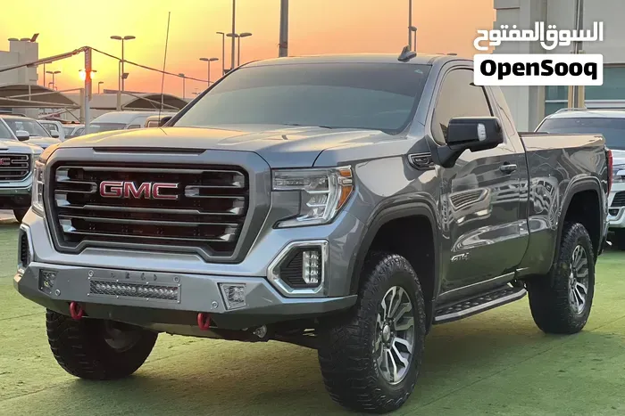 GMC Sierra 2022 photo 2