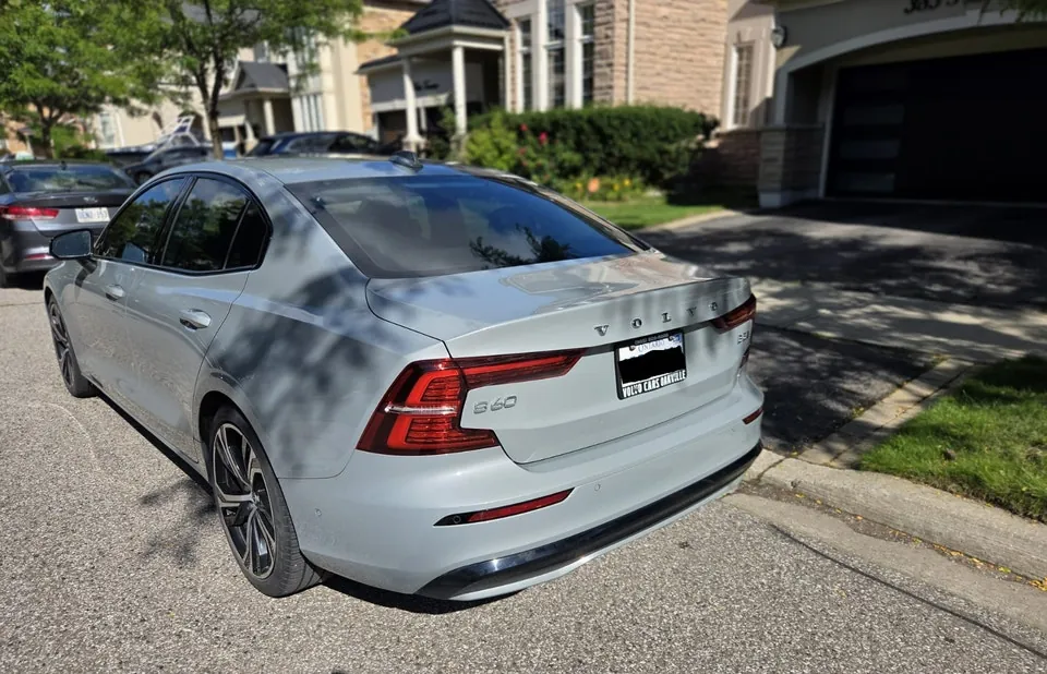 Volvo S60 2024 photo 3