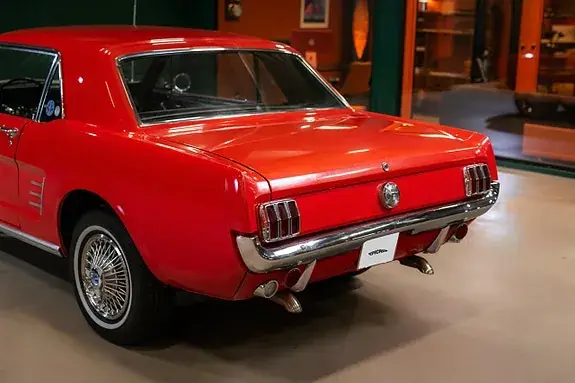 Ford Mustang 1966 photo 4