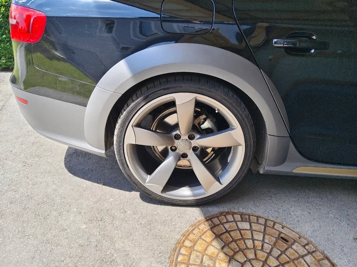 Audi A4 2014 photo 3