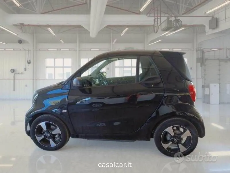 Smart Fortwo 2023 photo 4