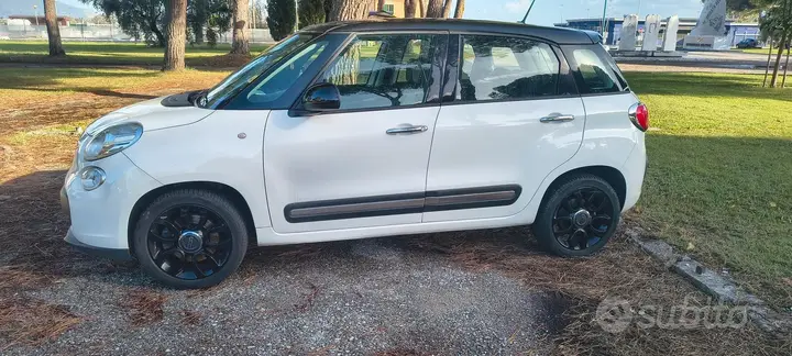 Fiat 500L 2014 photo 2