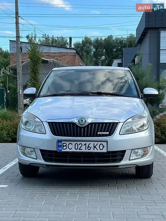 Skoda Fabia 2012 photo 5