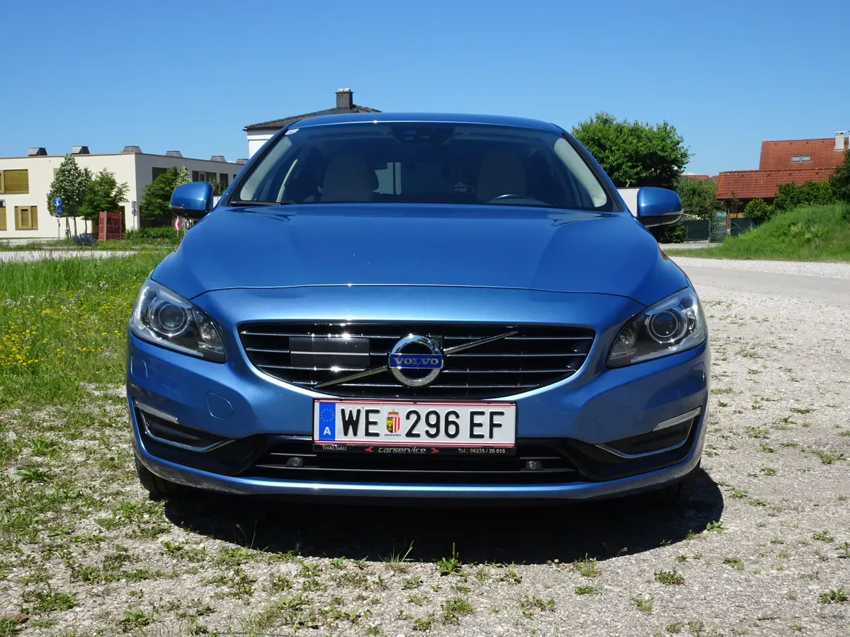 Volvo V60 2014 photo 3
