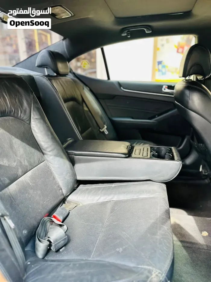 Kia Cadenza 2010 photo 4