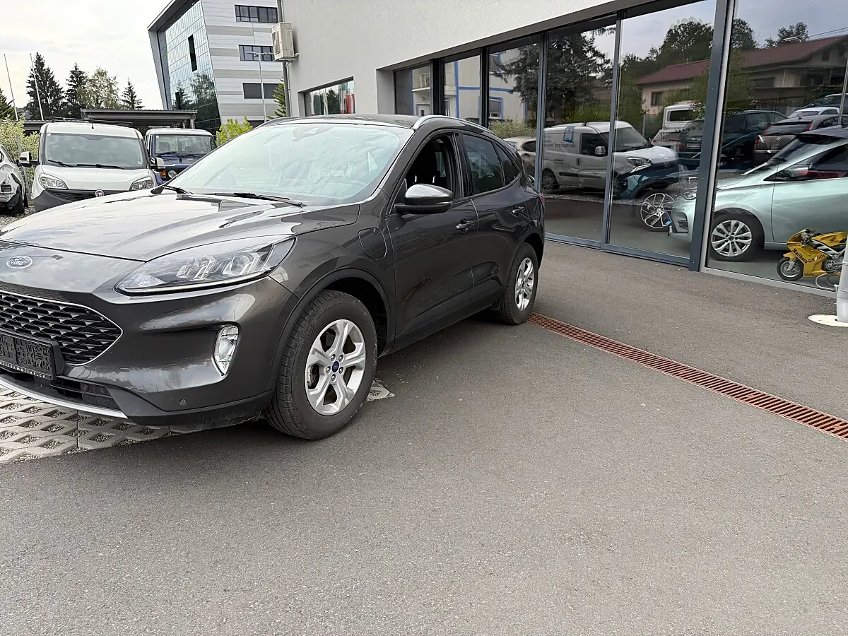 Ford Kuga 2023 photo 3