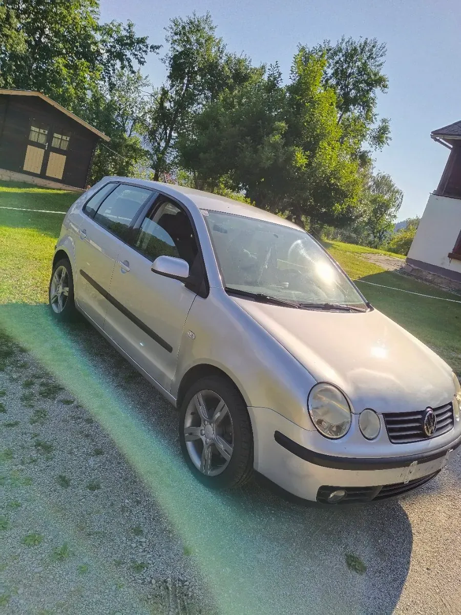 Volkswagen Polo 2003 photo 3