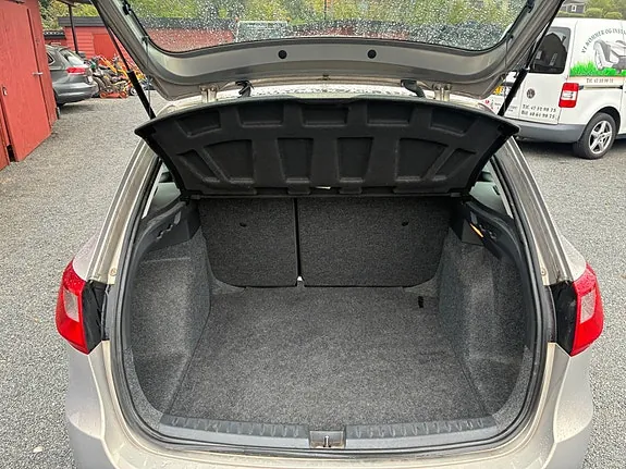 Seat Ibiza 2010 photo 5