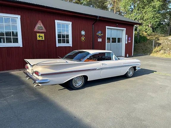 Chevrolet Impala 1959 photo 2