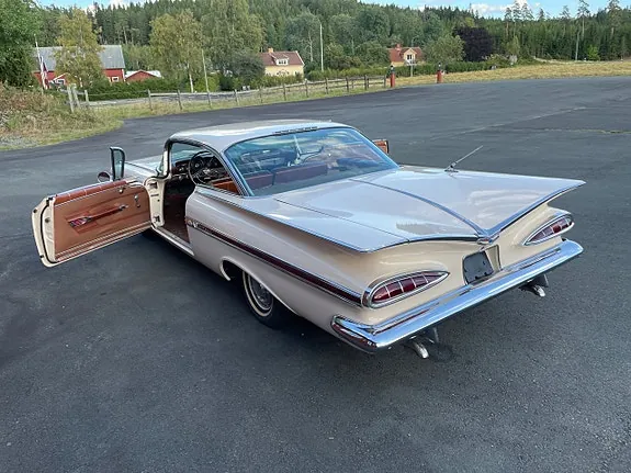 Chevrolet Impala 1959 photo 4