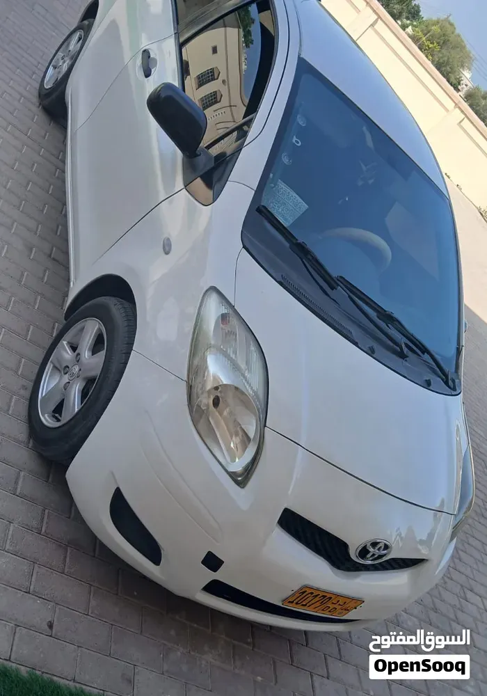 Toyota Yaris 2010 photo 5