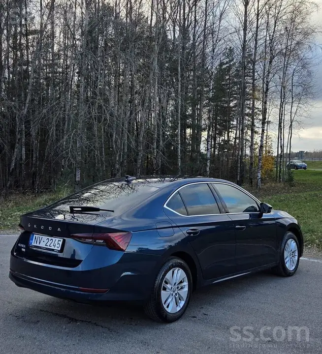 Skoda Octavia 2024 photo 3
