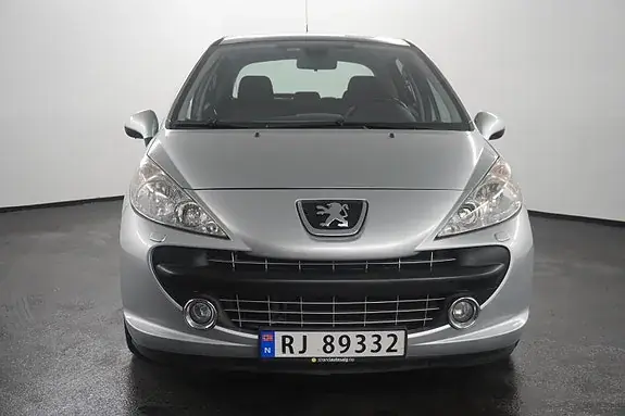 Peugeot 207 2008 photo 3