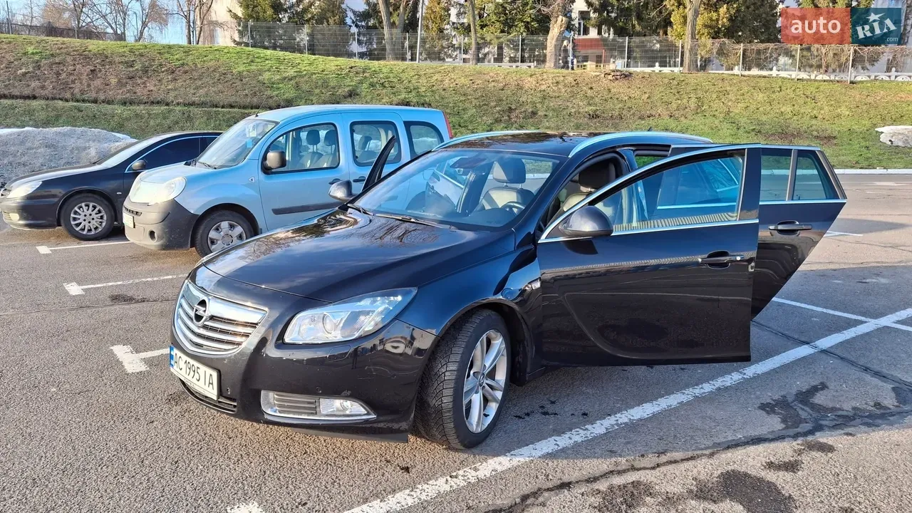 Opel Insignia 2012 photo 2
