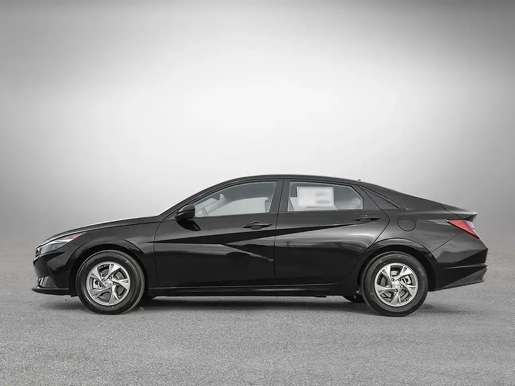 Hyundai Elantra 2023 photo 3