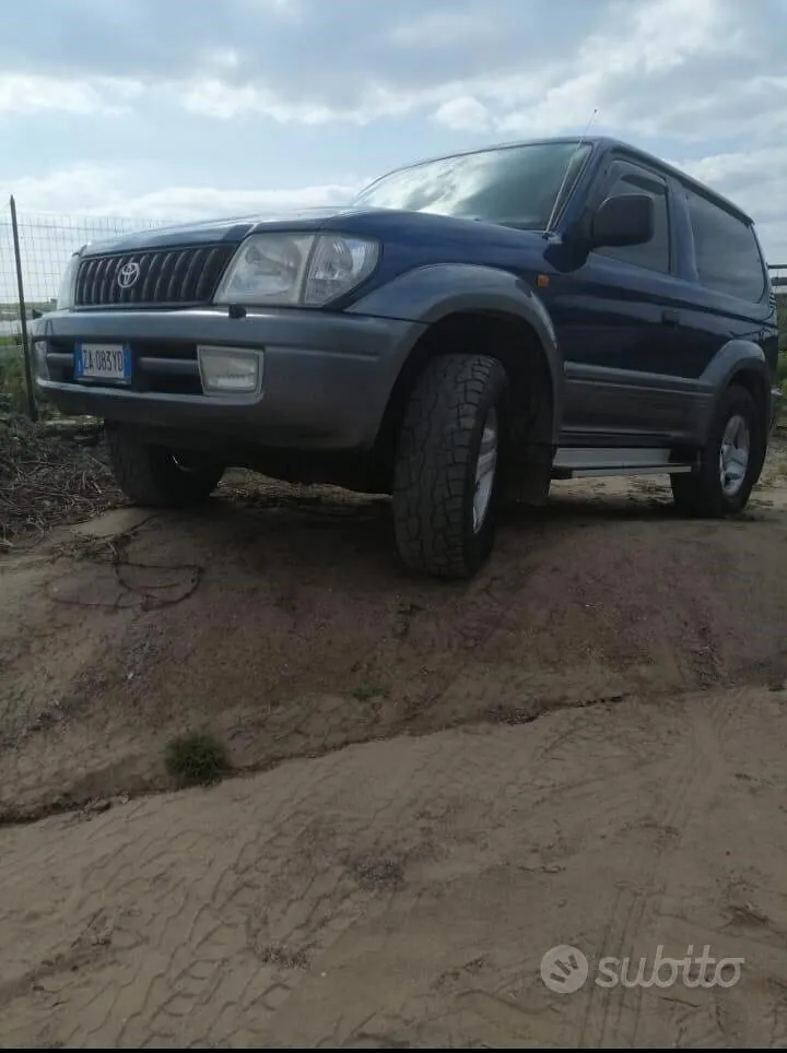 Toyota Land Cruiser 2001 photo 4
