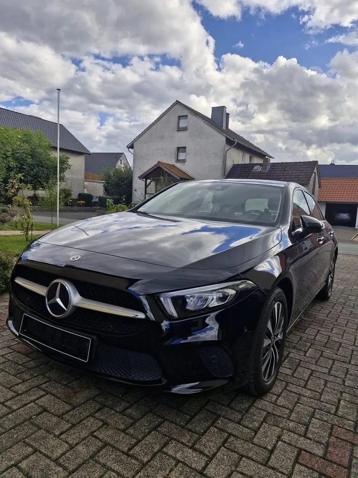 Mercedes-Benz A 250E