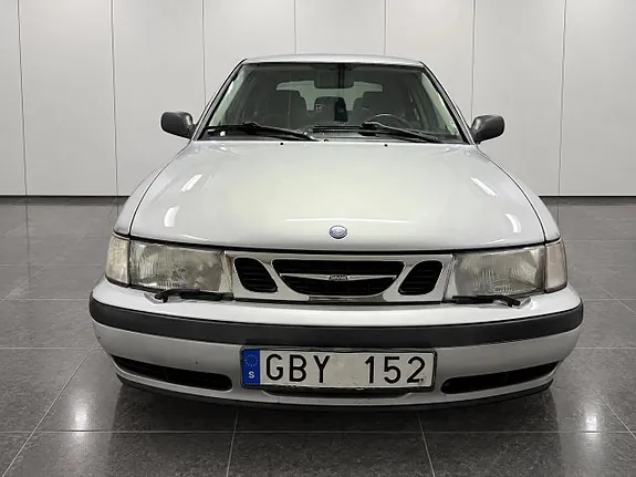 Saab 9-3 1999 photo 2