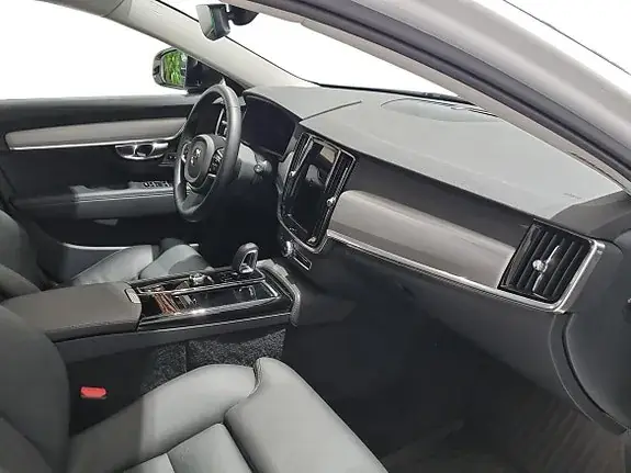 Volvo V90 2025 photo 4